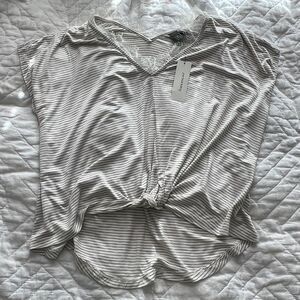 Francesca’s Nickie Lace Trim Striped Top Color Ivory & Grey Striped size XXS